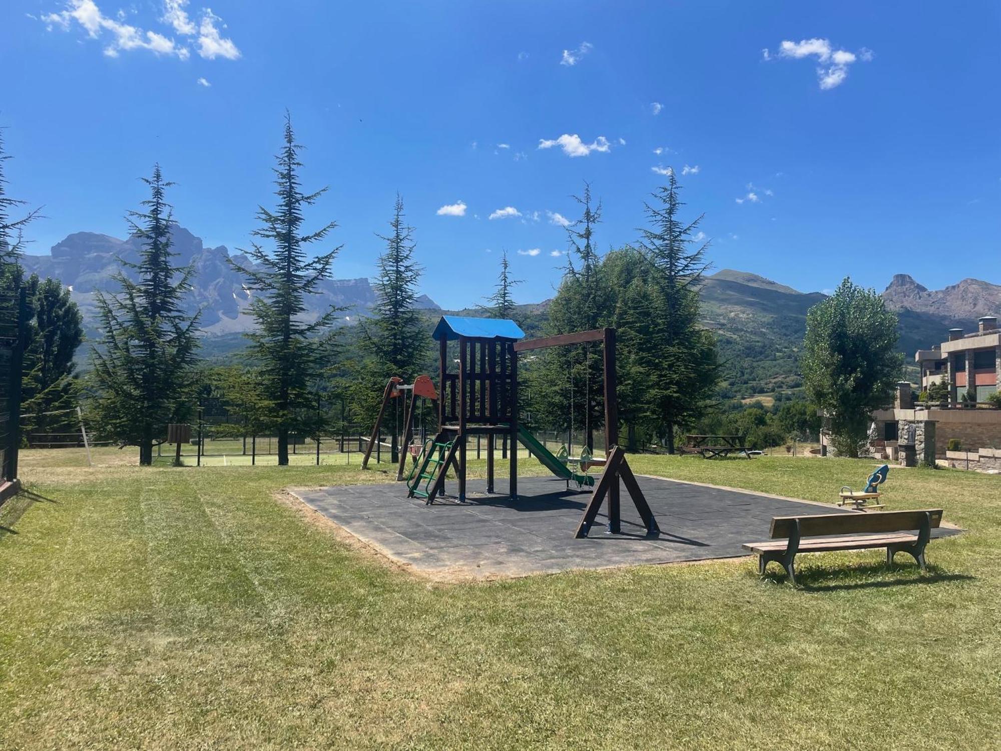 Ventanal De Saras Petfriendly Garaje Trastero Y Chimenea - Arafita Apartamentos Panticosa Dış mekan fotoğraf